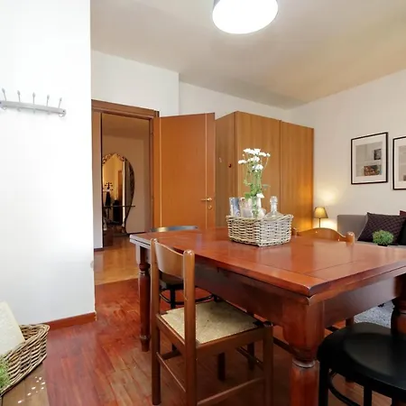 Gemelli Apartment